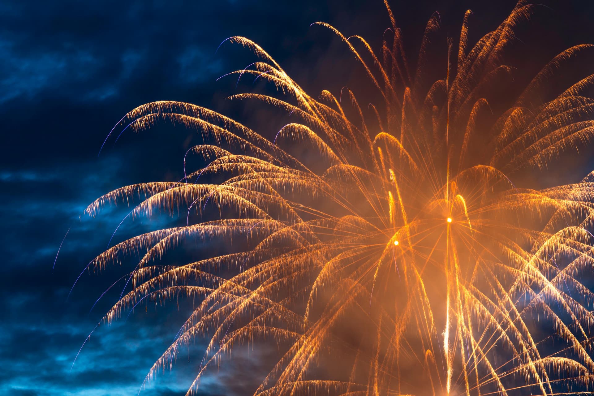 Buy Fireworks Online UK – Safe Fireworks for Home Celebrations