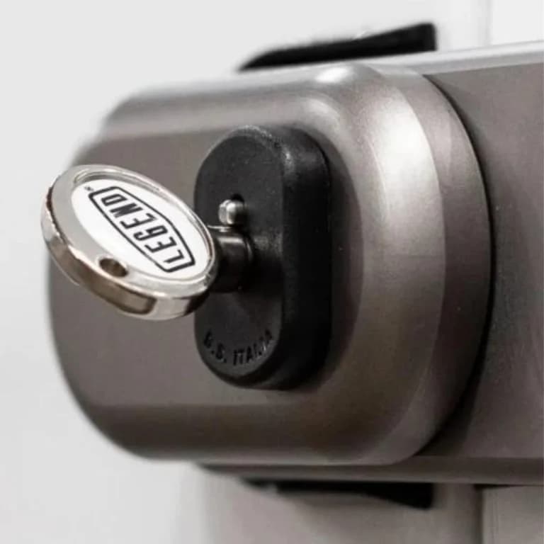 Massima Sicurezza con le Serrature antifurto per furgoni Daken Locks