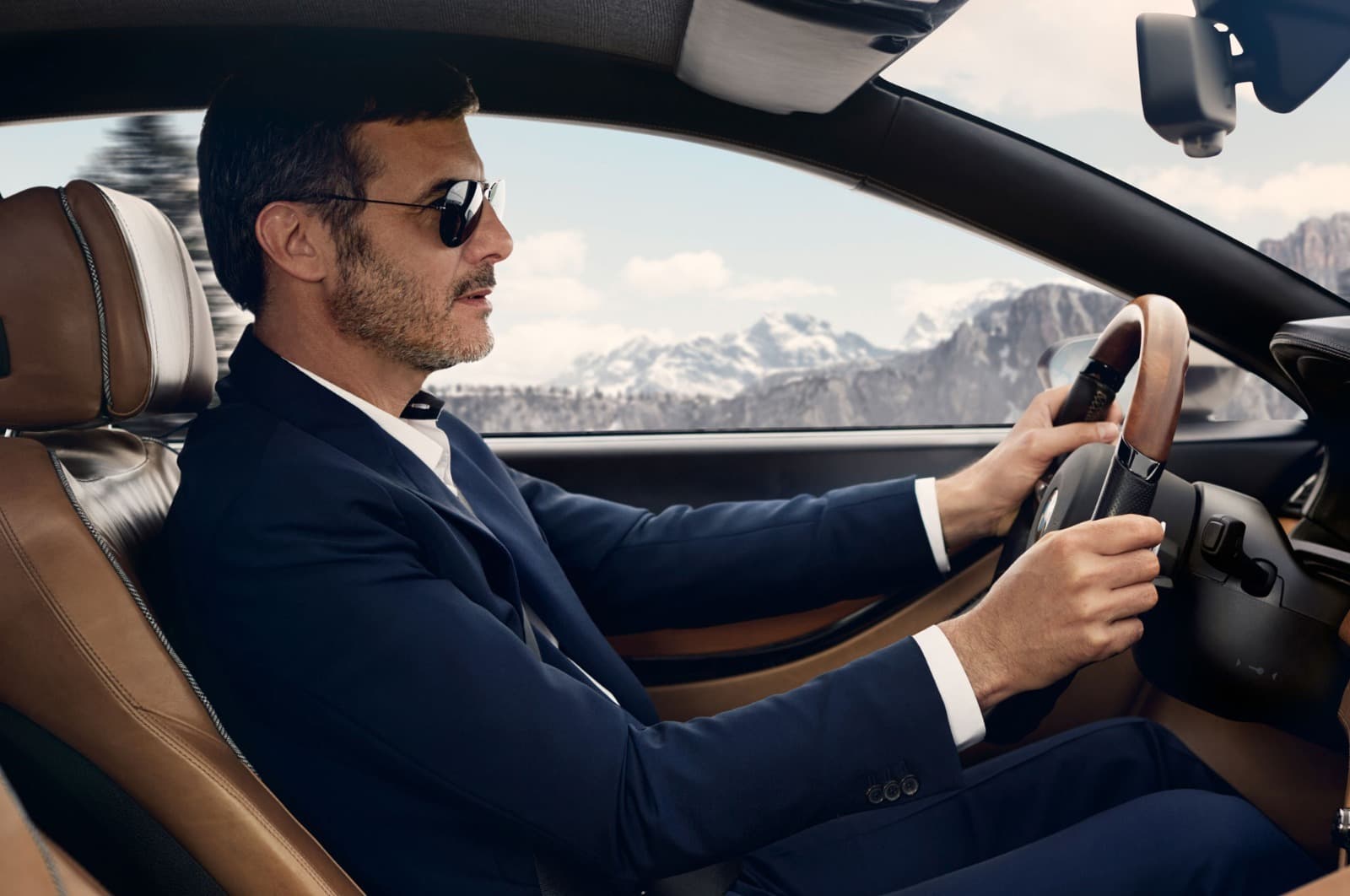 Black Car Service – True North VIP Top-Rated NYC Chauffeur Company