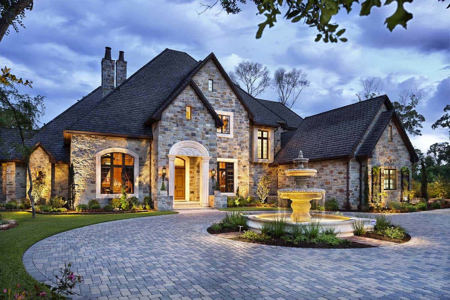 Best West Bellevue Luxury Homes | Explore Top Listings