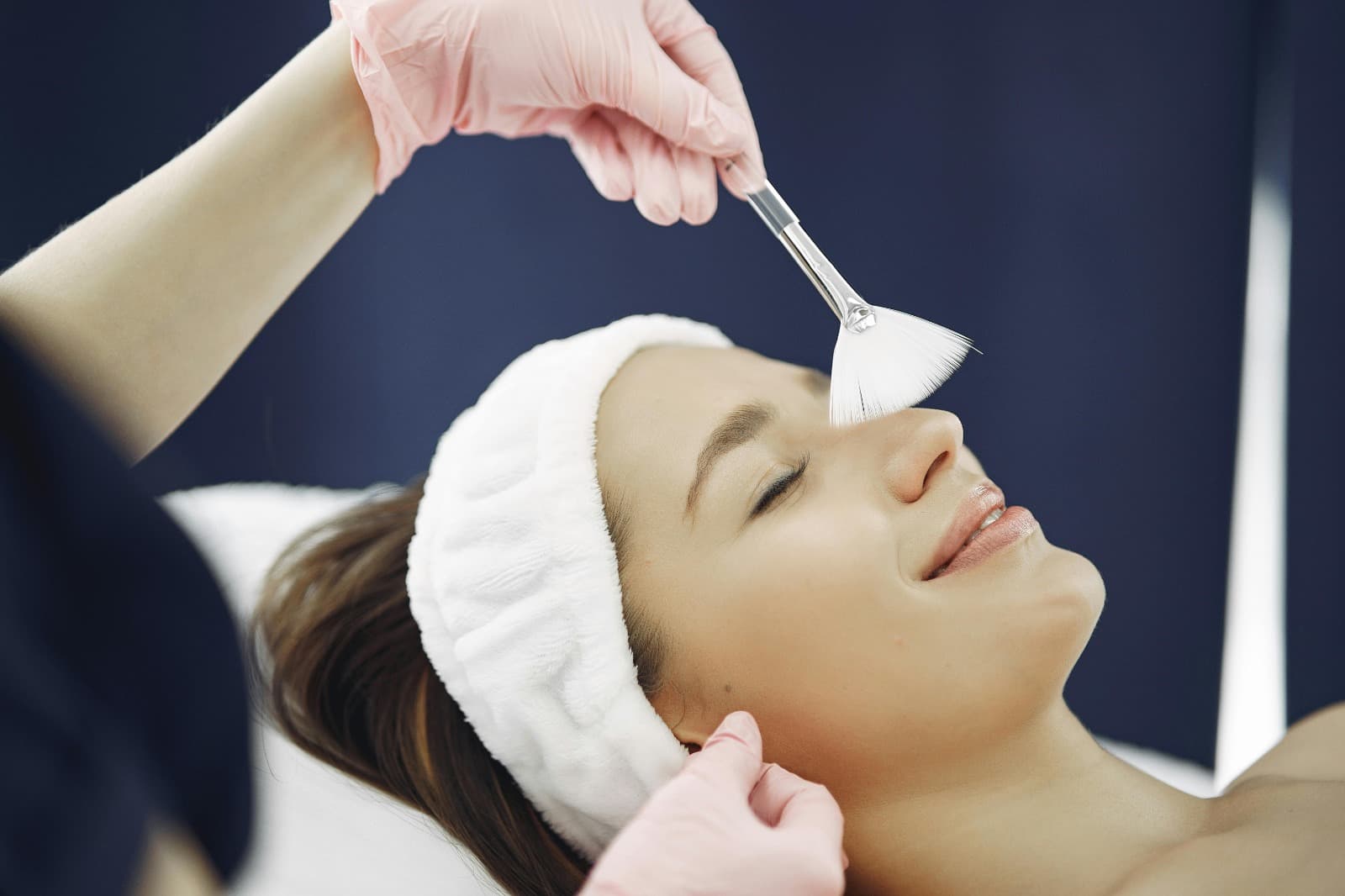 Find the Best Esthetician Near Me for Professional Skincare