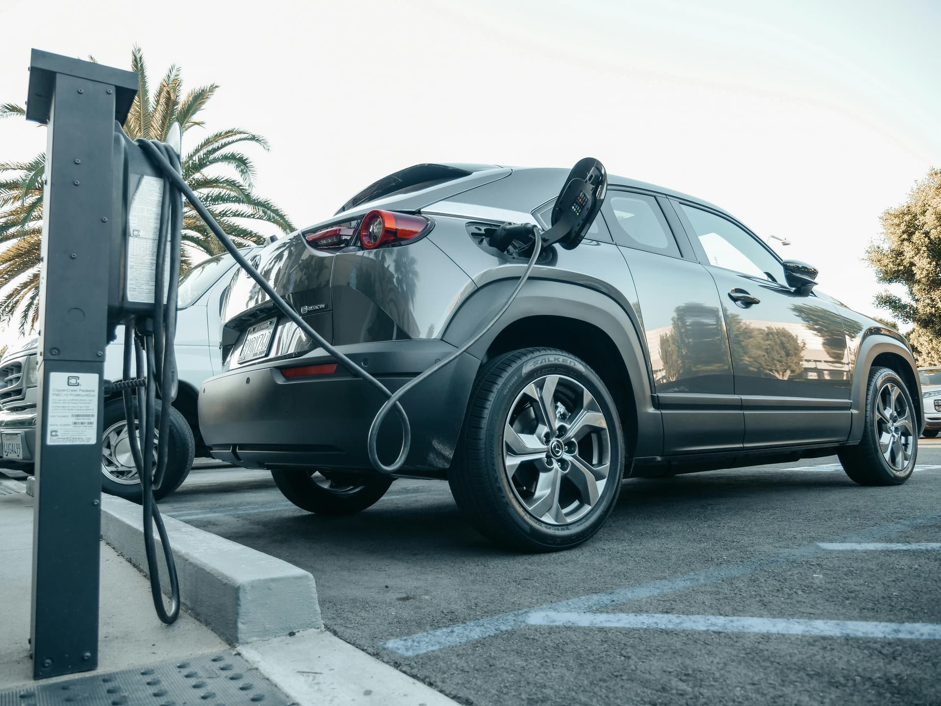 Leading EV Charging Station Contractors for Professional Installations
