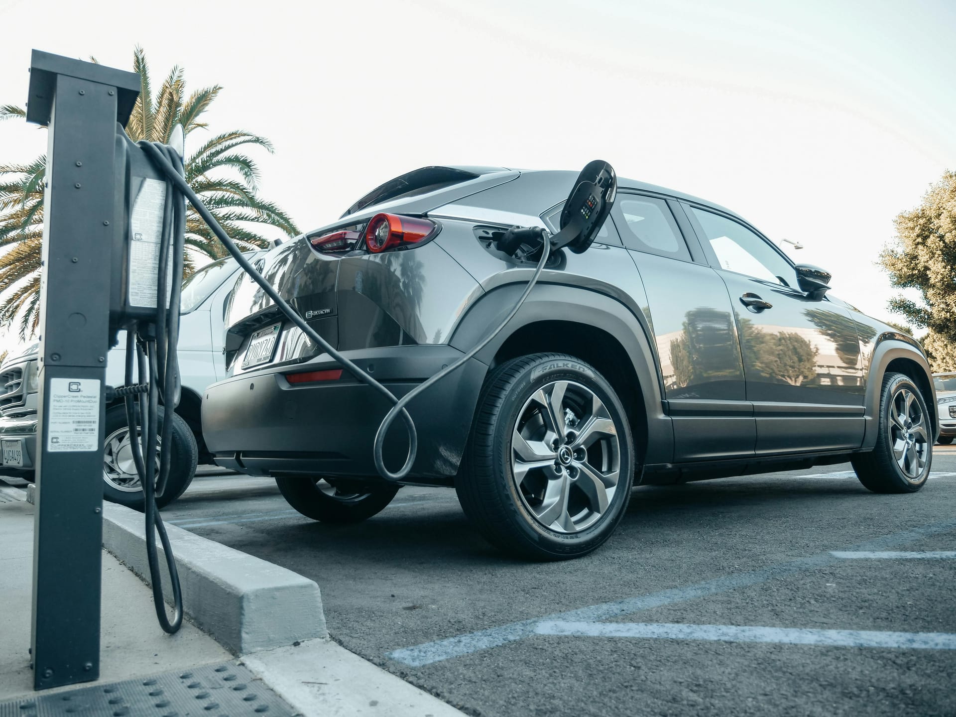 Leading EV Charging Station Contractors for Professional Installations