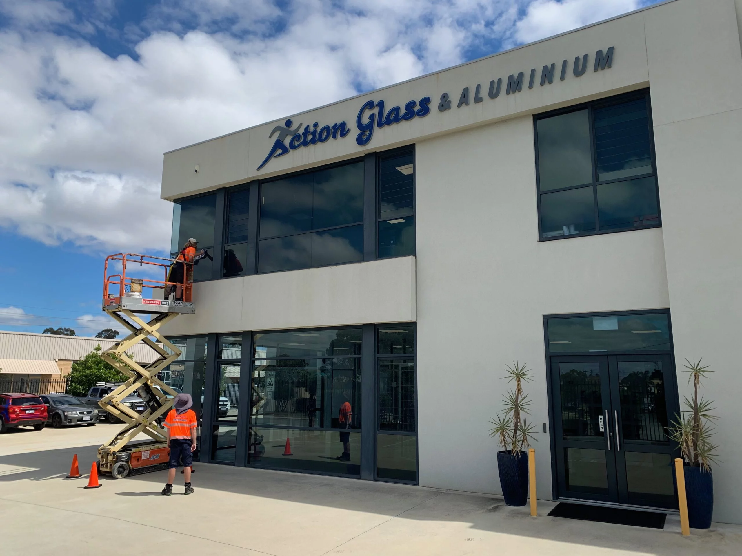 Local Glass Replacement Services in Mount Prospect – Quick & Efficient