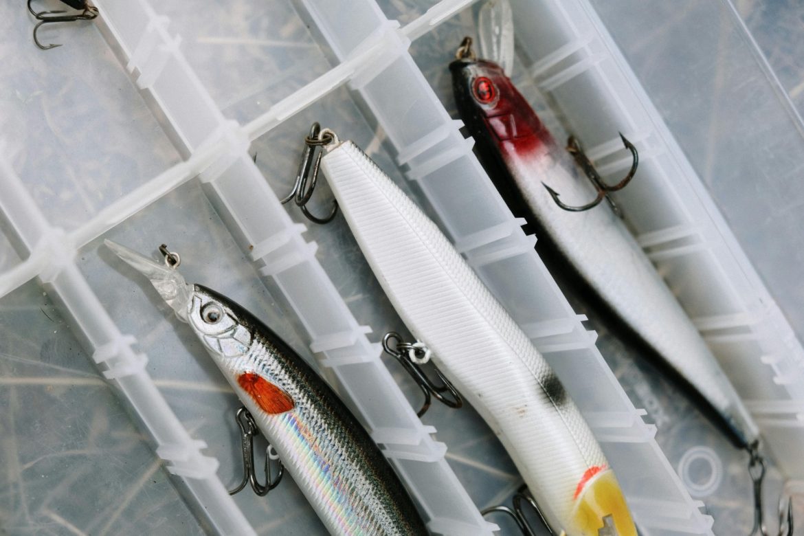 What’s Included in a Quality Fly Fishing Kit?