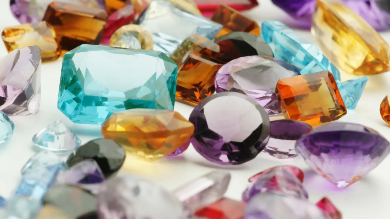 Teal Sapphire Certified – Quality Guaranteed by Nash Gems