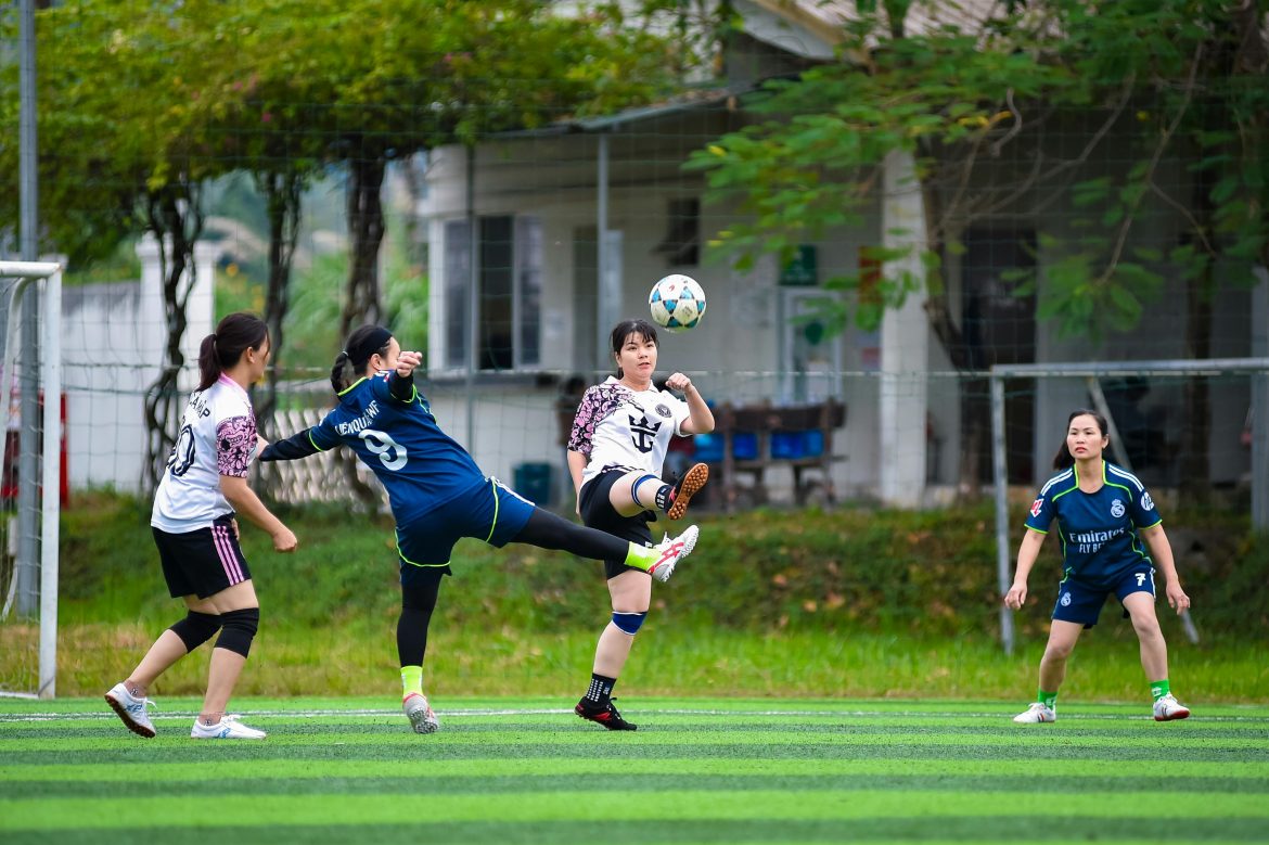 College Football Halftime Length: Tips for Fans and Athletes