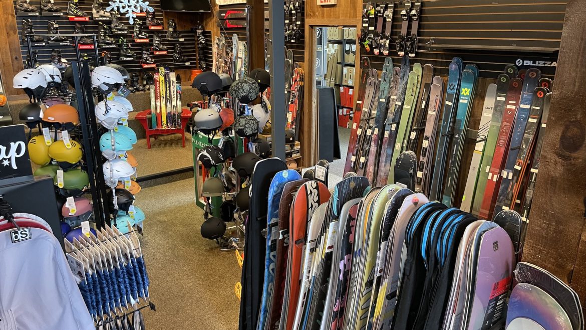 Ski Shop Pats Peak, NH: Expert Gear and Rentals for Families